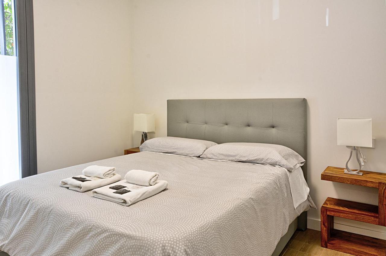 Apartamento De Dos Dormitorios En Triana Seville Luaran gambar