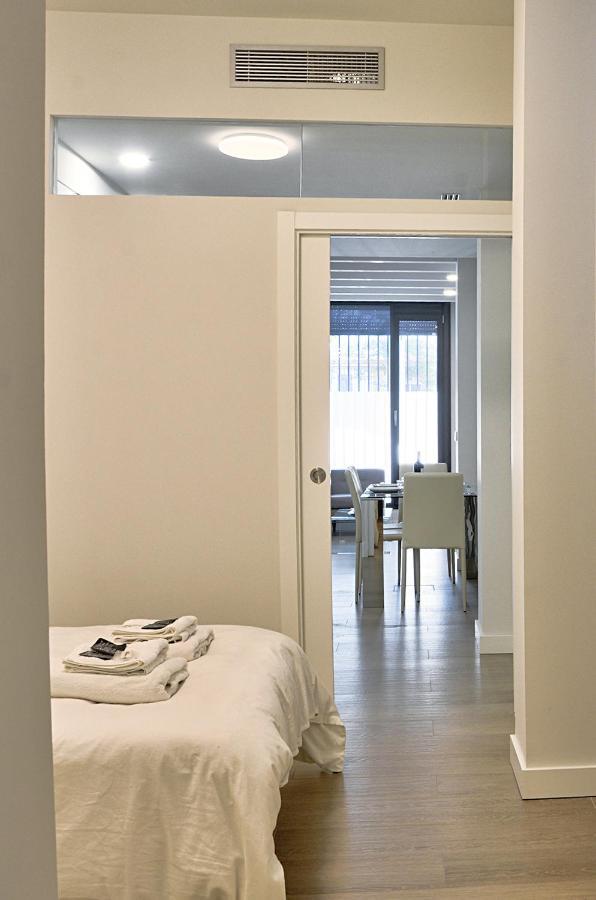 Apartamento De Dos Dormitorios En Triana Seville Luaran gambar