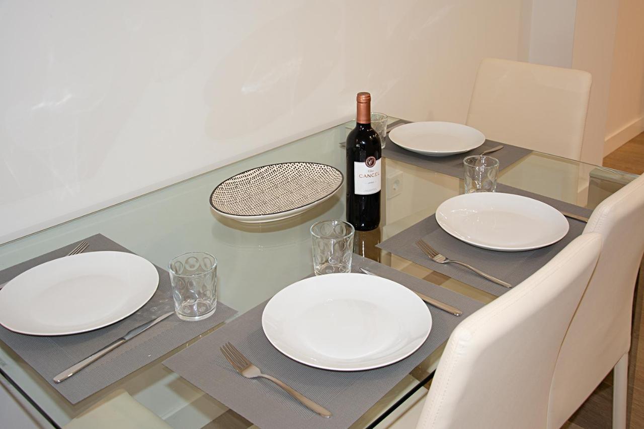 Apartamento De Dos Dormitorios En Triana Seville Luaran gambar