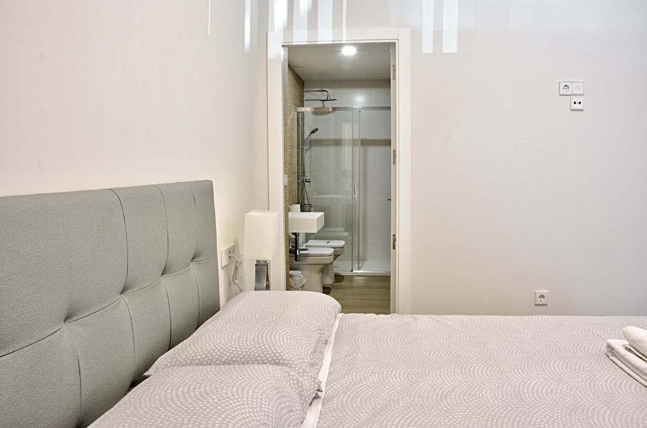 Apartamento De Dos Dormitorios En Triana Seville Luaran gambar