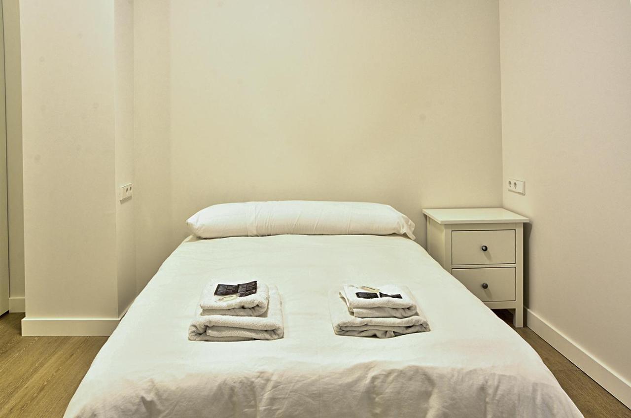 Apartamento De Dos Dormitorios En Triana Seville Luaran gambar