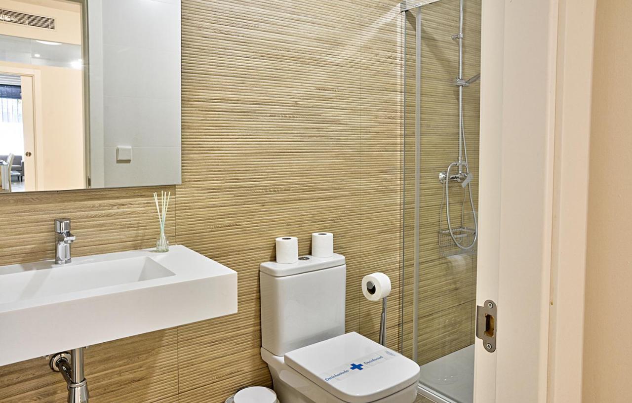 Apartamento De Dos Dormitorios En Triana Seville Luaran gambar