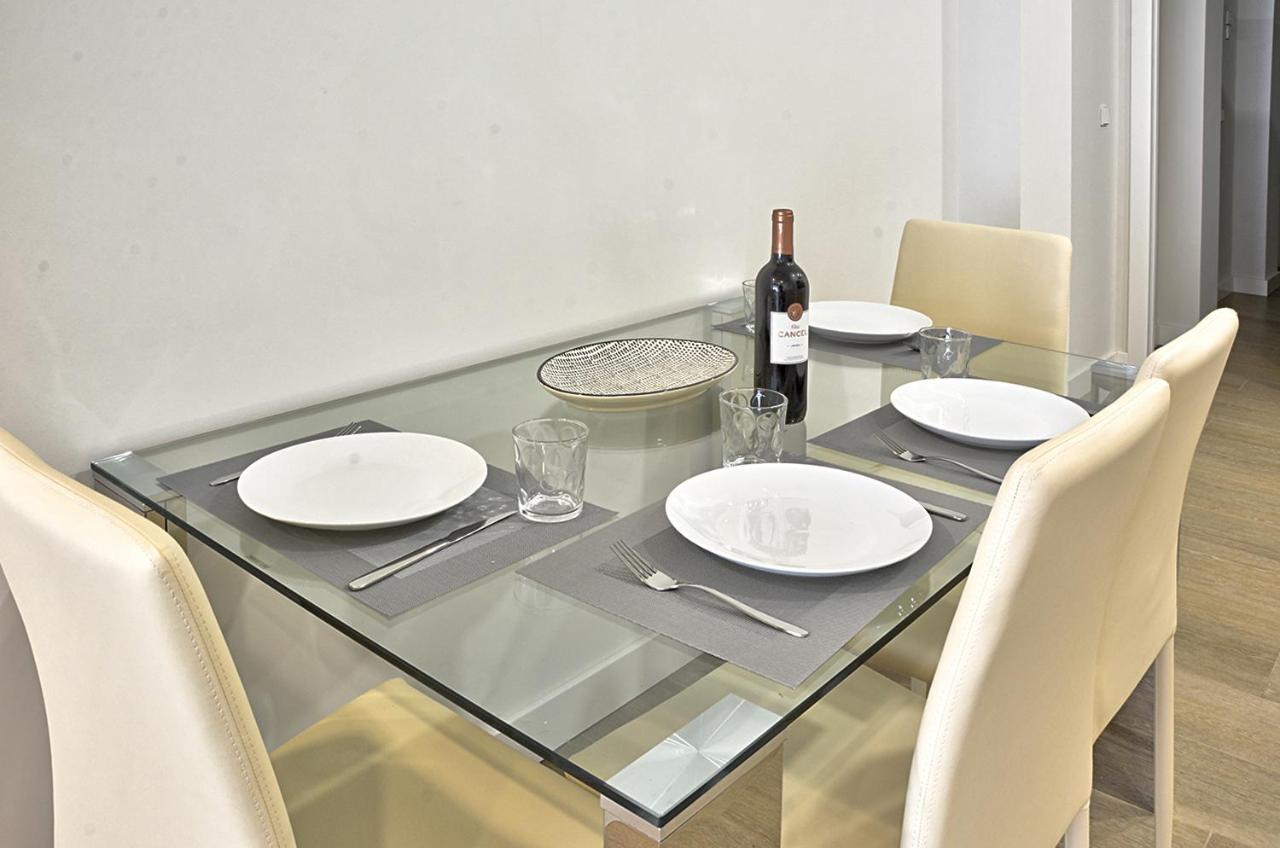 Apartamento De Dos Dormitorios En Triana Seville Luaran gambar